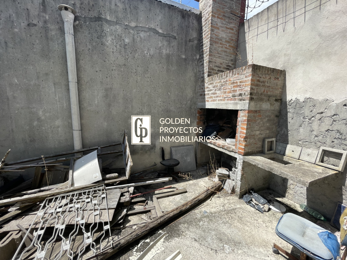 Casa ID.700 - Casa en venta,3 dormitorios,Belvedere.