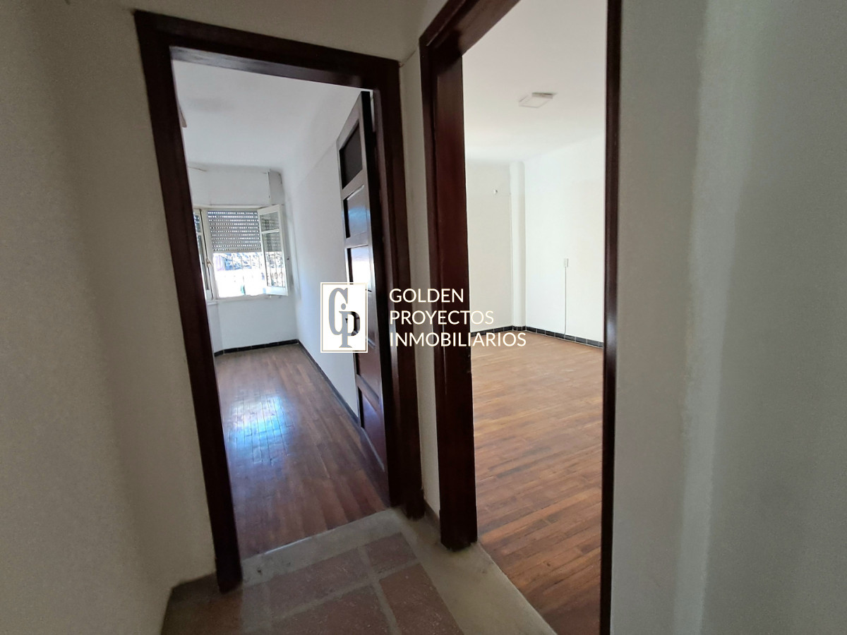 Casa ID.826/ - Casa en Venta Cuatro Dormitorios Balcón y Terraza en Unión