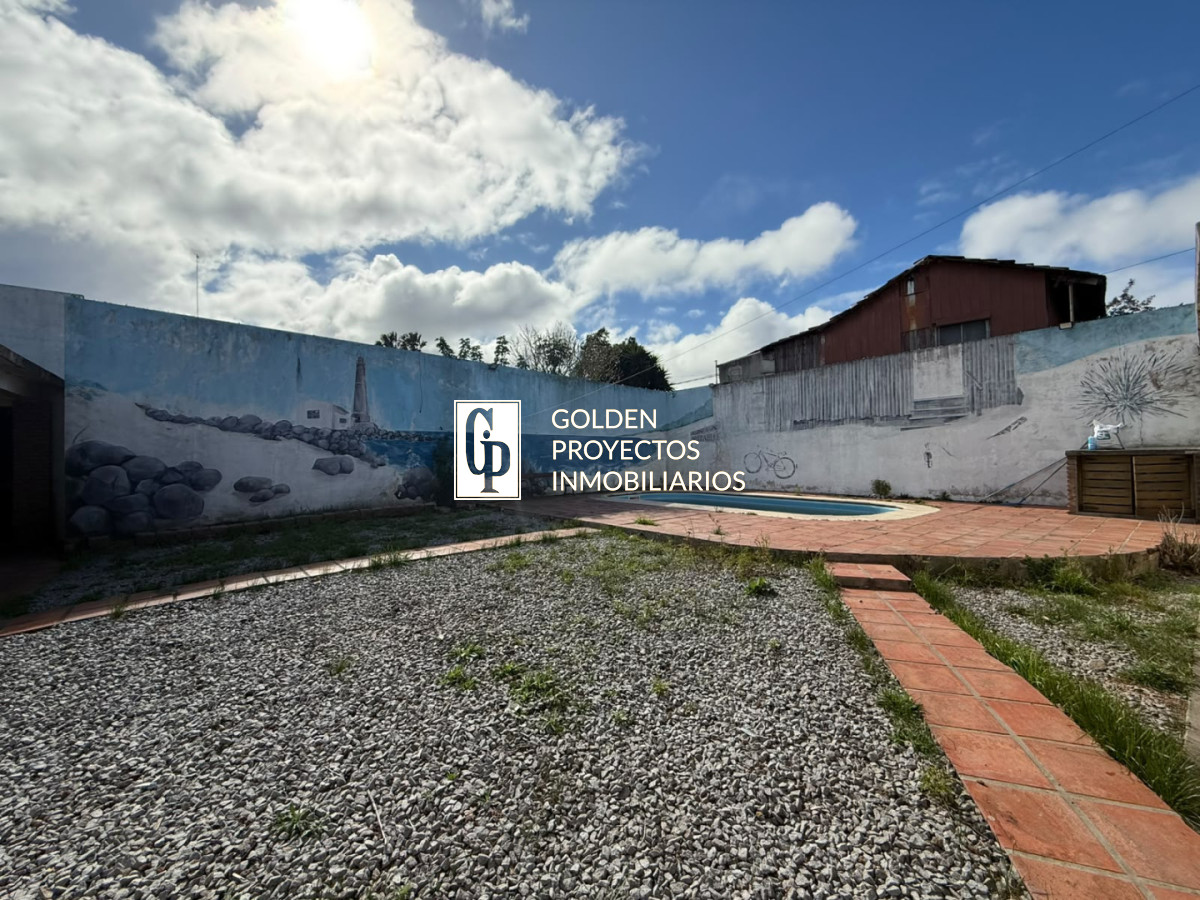 Casa ID.889 - Casa + local en Venta 3 dormitorios y Piscina en Unión 