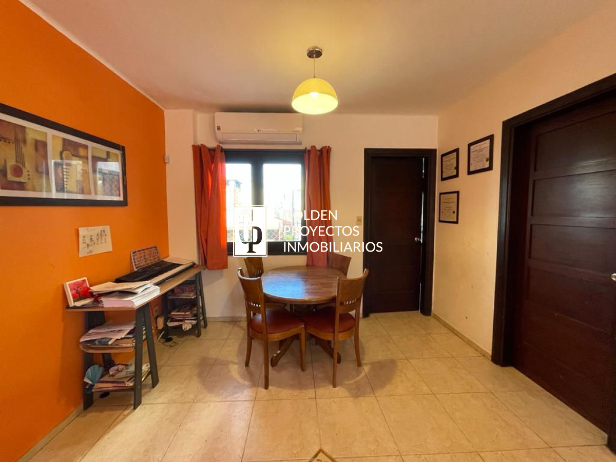 Casa ID.18 - Casa en  Venta Malvin 3 dorm 2 baños y Cochera