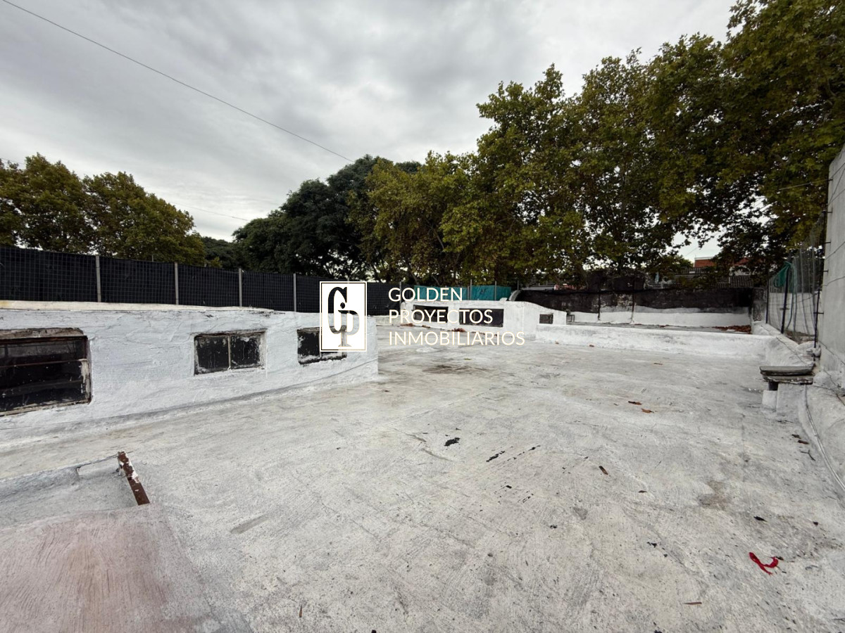 Casa ID.777/ - Casa en Venta 8 dormitorios Padrón Único en Cordón 