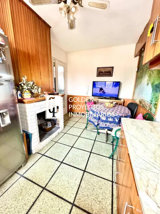 Casa ID.487 - Casa en Venta 3 Dormitorios 2 baños en planta alta , Malvin