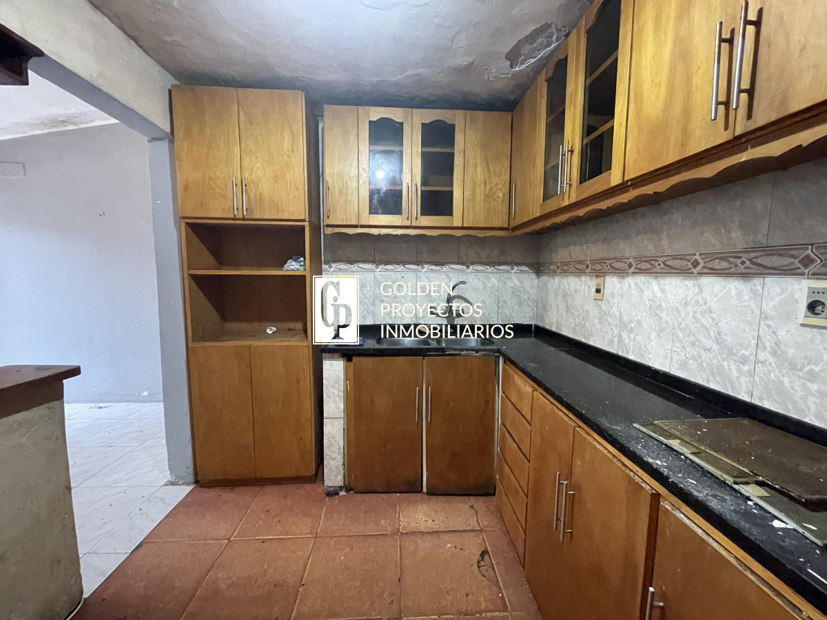 Casa ID.639 - Casa en venta,4 dormitorios,Aires Puros.