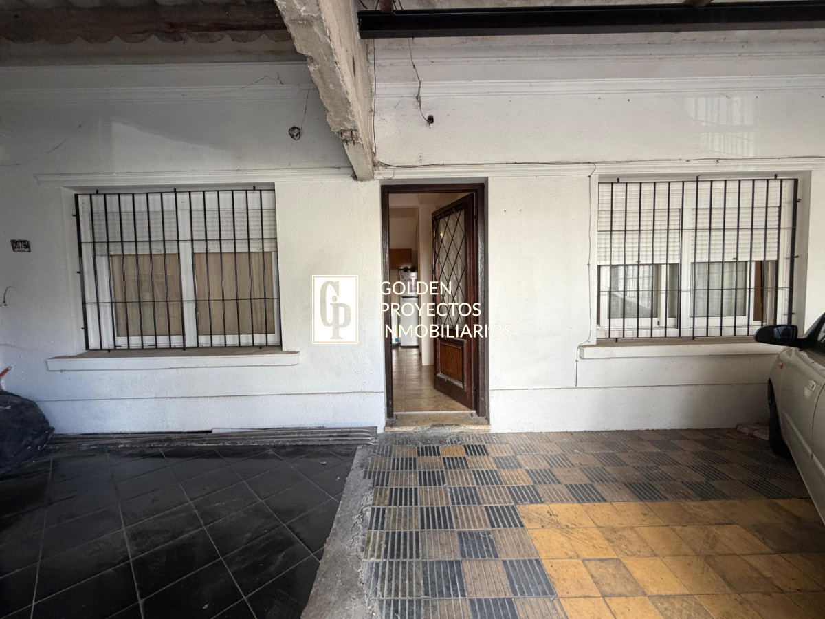 Casa ID.855/Padron-único-en-Venta-3-Casas-en-Buceo - Padron único en Venta 3 Casas en Buceo