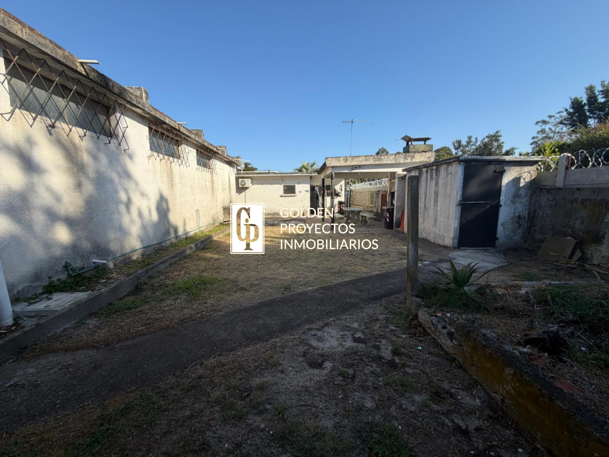 Casa ID.682/Casa-En-Venta-De-2-Dormitorios-Con-Galpón-En-Parque-Del-Plata - Casa En Venta De 2 Dormitorios Con Galpón En Parque Del Plata