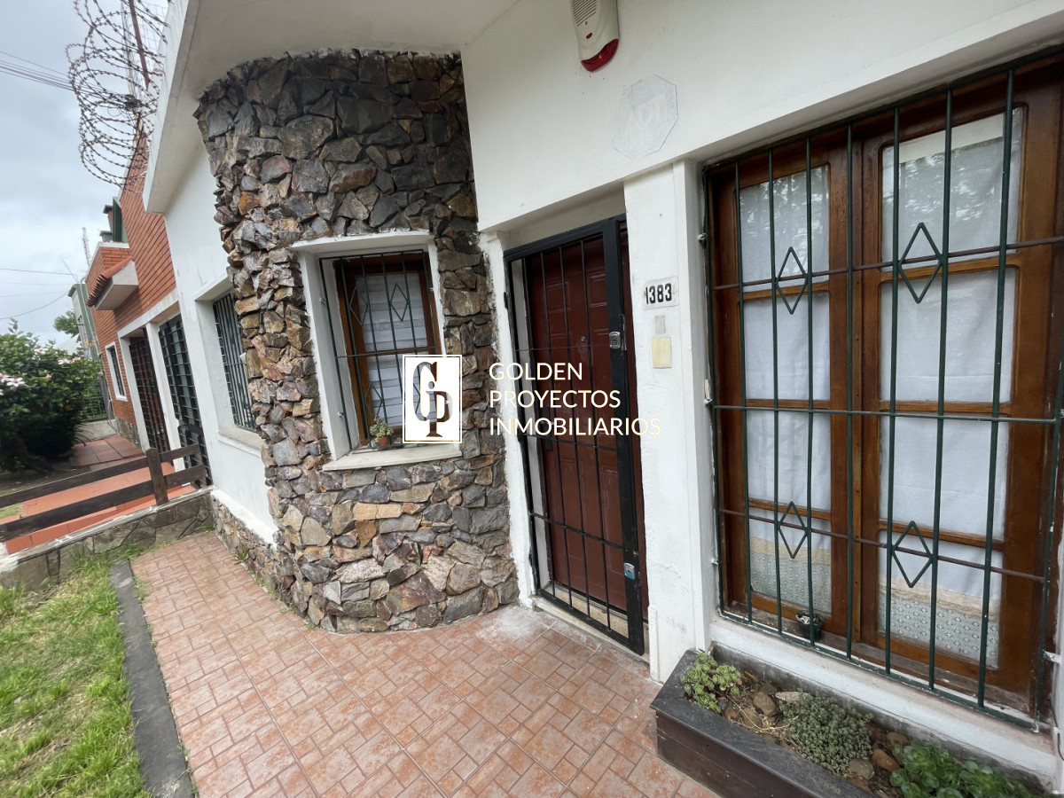 Casa ID.652 - Casa en alquiler,3 dormitorios,Atahualpa 