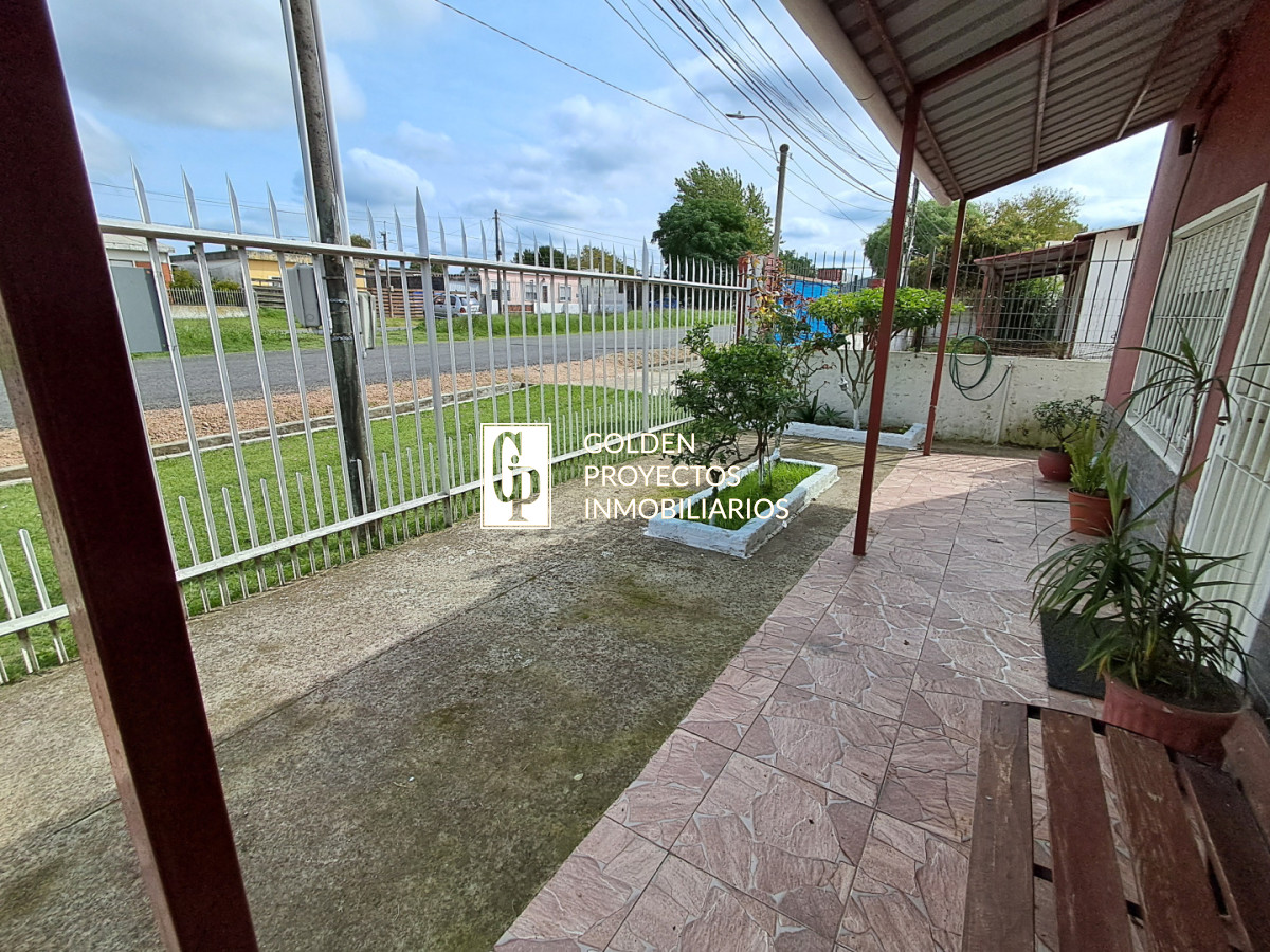 Casa ID.760/Venta-Padrón-Único-Tres-Casas-con-Terreno-y-Cochera-en-Las-Piedras - Venta Padrón Único Tres Casas con Terreno y Cochera en Las Piedras