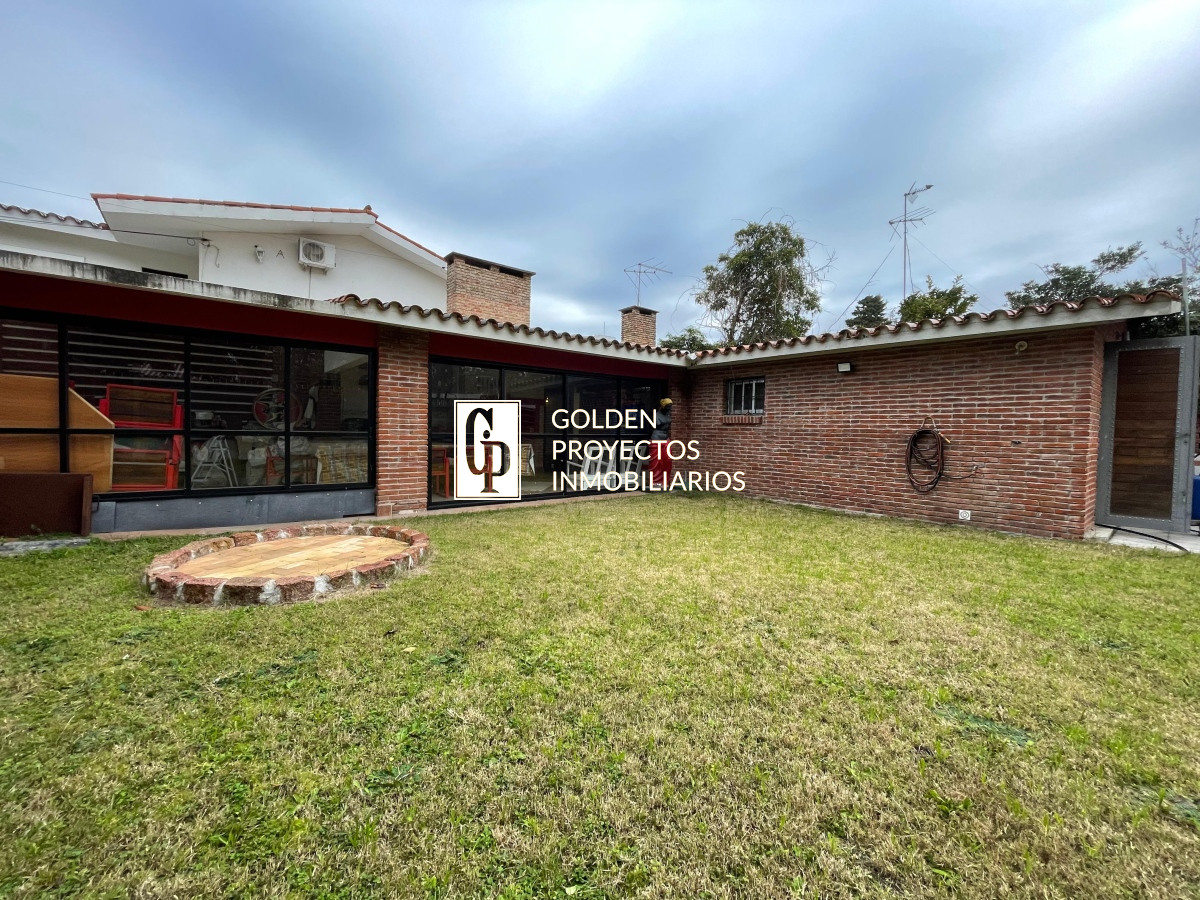 Casa ID.214/Casa-en-Venta-3-Dormitorios-en-Atlántida- - Casa en Venta 3 Dormitorios en Atlántida 