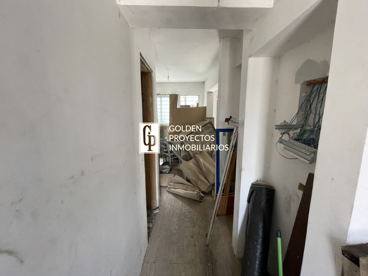 Casa ID.700 - Casa en venta,3 dormitorios,Belvedere.