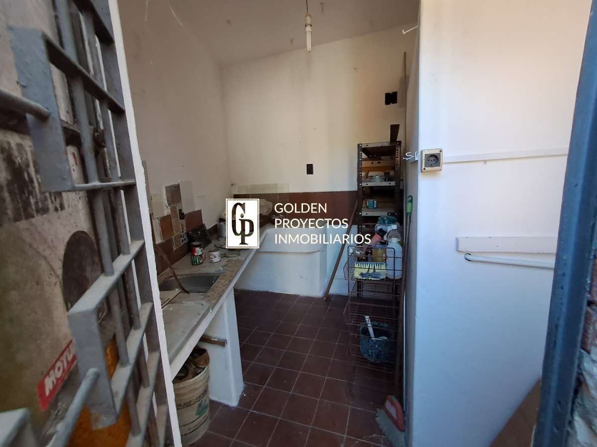 Casa ID.873/ - Casa en Venta Tres Dormitorios y Terraza con Parrillero en Brazo Oriental