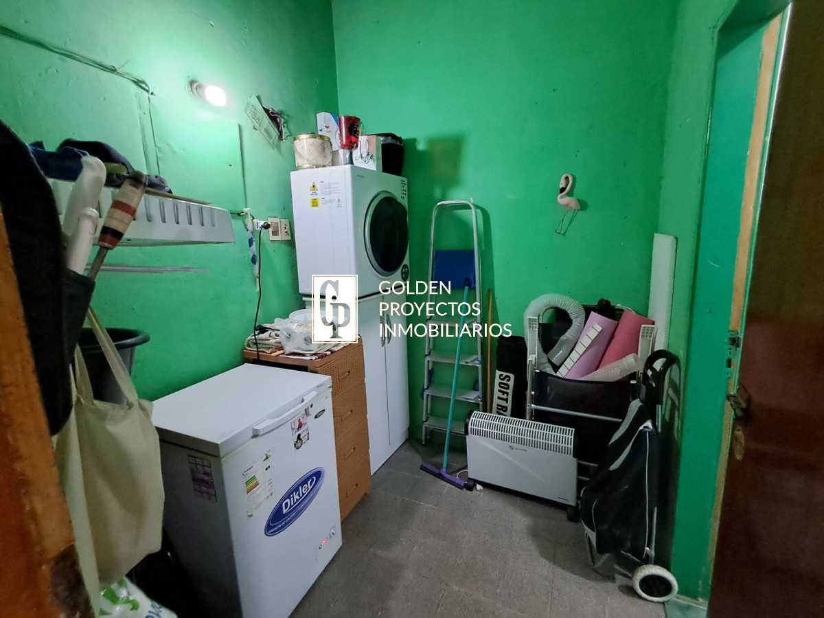 Casa ID.760/Venta-Padrón-Único-Tres-Casas-con-Terreno-y-Cochera-en-Las-Piedras - Venta Padrón Único Tres Casas con Terreno y Cochera en Las Piedras
