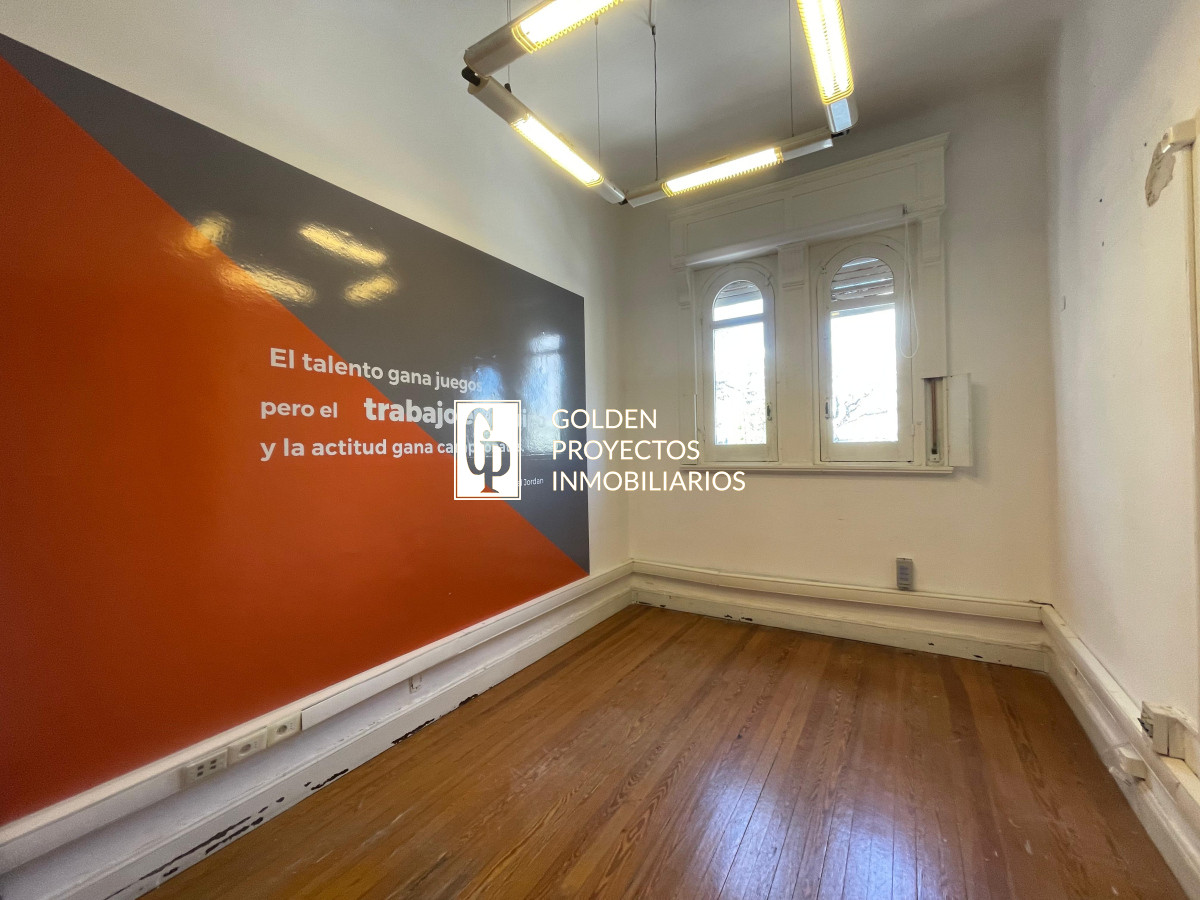 Casa ID.269/Casona-en-Venta-Bv.-Artigas-y-Charrua-828m2- - Casona en Venta Bv. Artigas y Charrua 828m2 