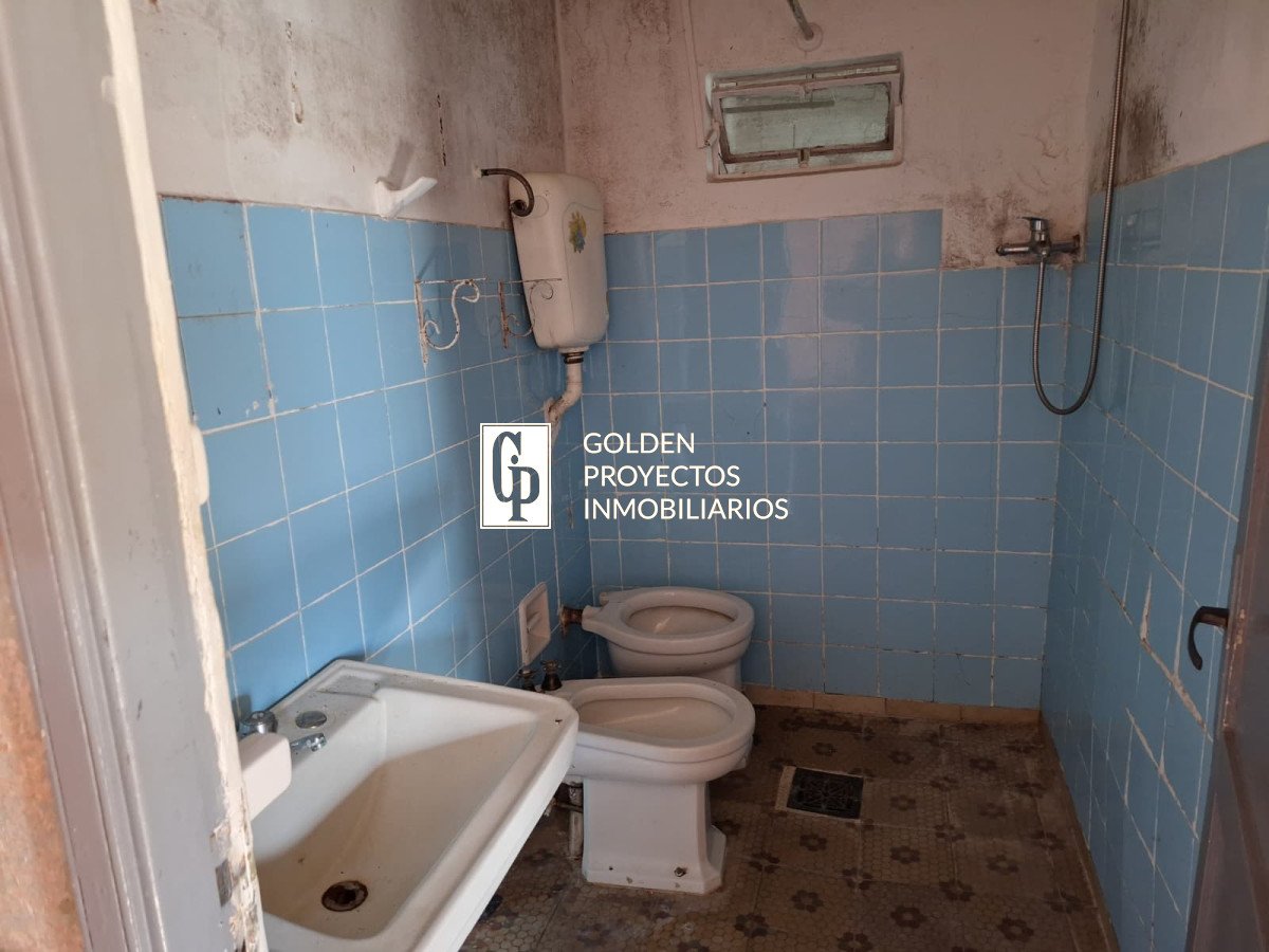 Casa ID.585 - Padrón Único en Venta con 4 unidades en Bella Italia