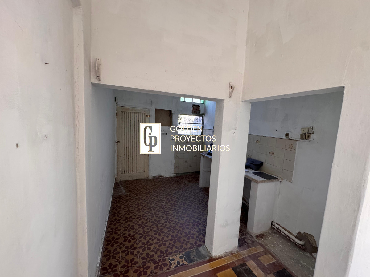 Casa ID.450 - VENTA CASA DE UN DORMITORIO - A RECICLAR - LA PAZ CANELONES