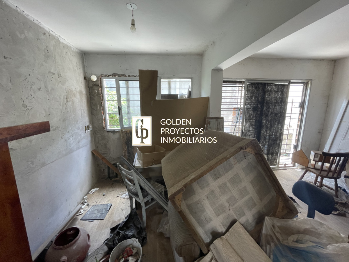 Casa ID.700 - Casa en venta,3 dormitorios,Belvedere.