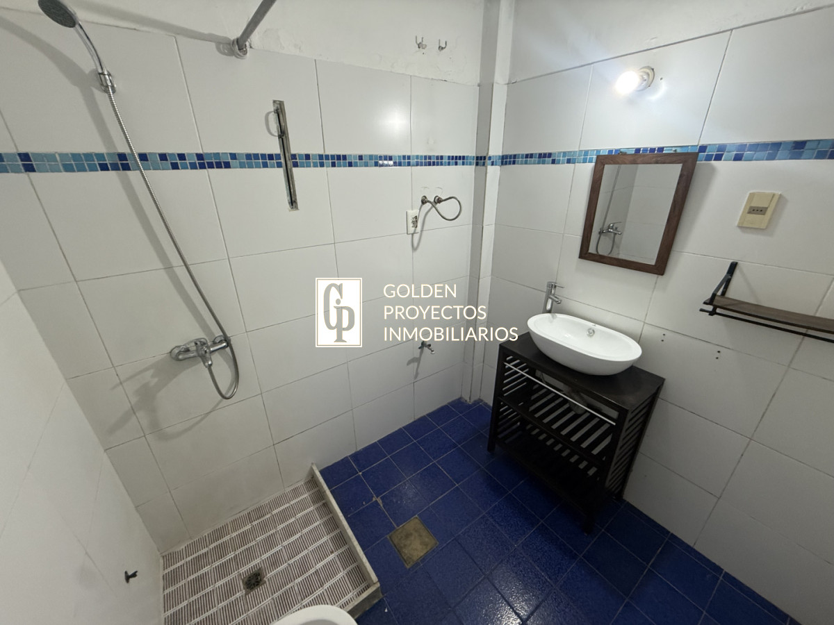 Casa ID.841 - Casa en Alquiler 2 dormitorios La blanqueada 