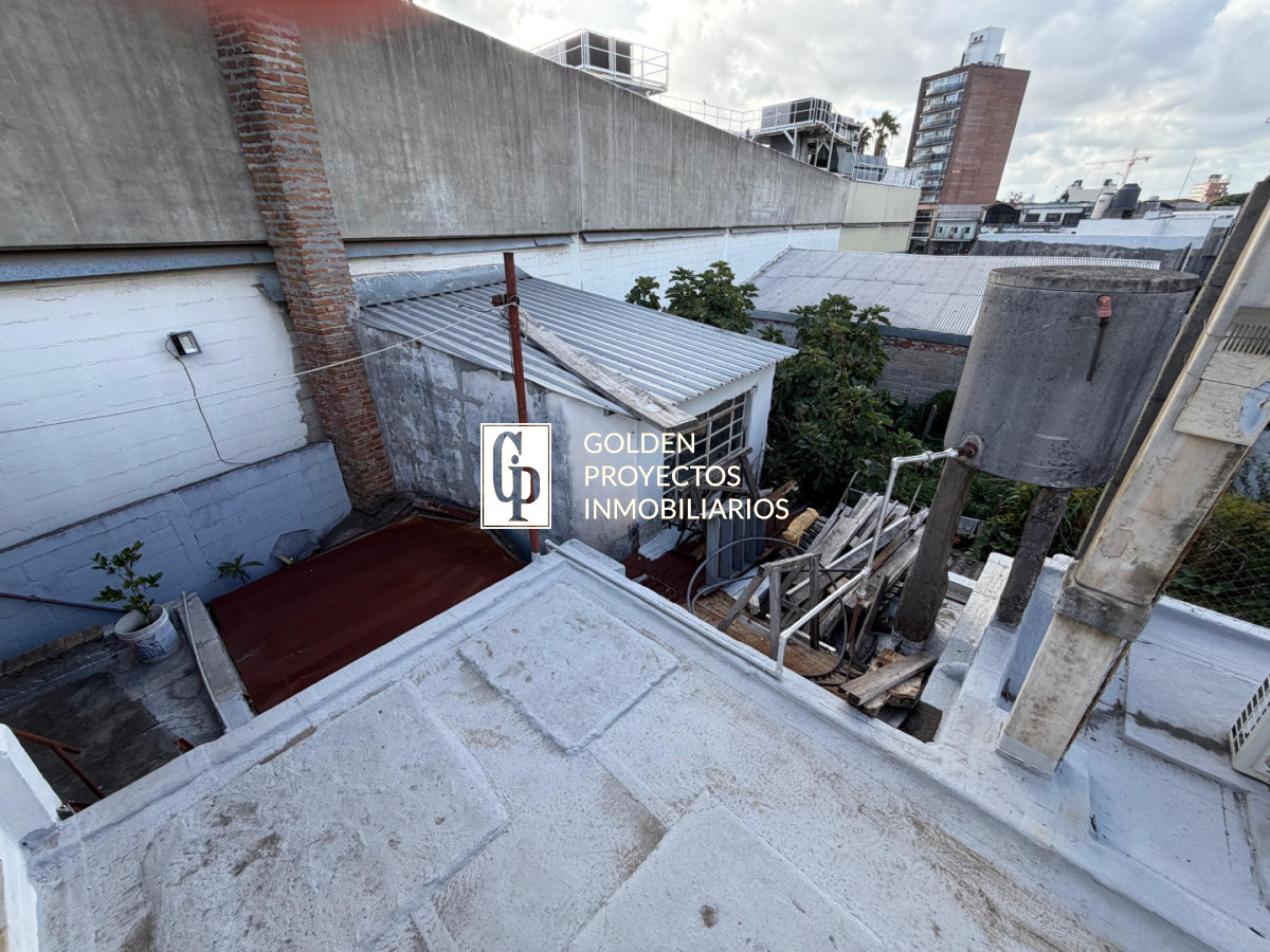 Casa ID.855/Padron-único-en-Venta-3-Casas-en-Buceo - Padron único en Venta 3 Casas en Buceo