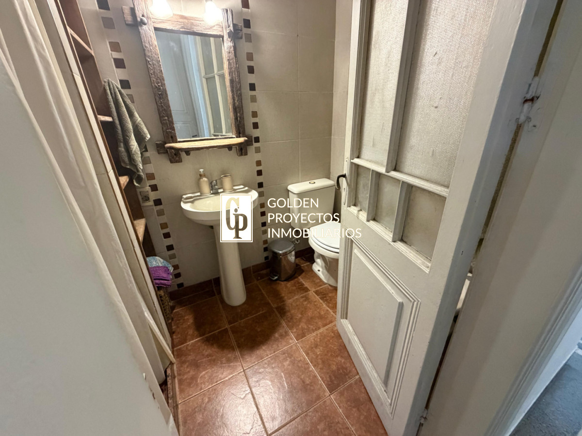 Casa ID.635/Casa-En-Venta-De-4-Dormitorios-En-Tres-Cruces - Casa En Venta De 4 Dormitorios En Tres Cruces