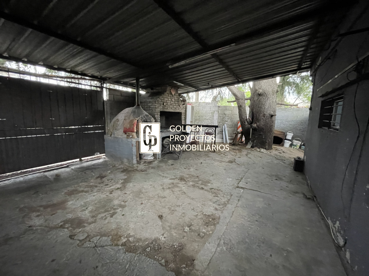 Casa ID.639 - Casa en venta,4 dormitorios,Aires Puros.