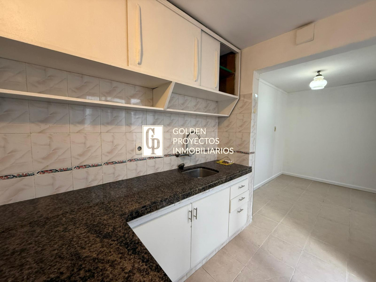 Casa ID.753 - Casa en Alquiler Parque Batlle 2 dormitorios y Parrillero