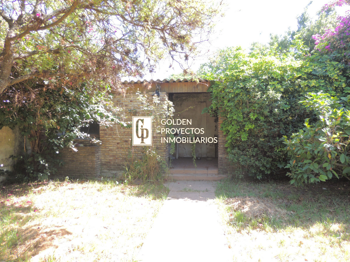 Casa ID.461/Casa-en-venta,4-dormitorios,Sayago. - Casa en venta,4 dormitorios,Sayago.