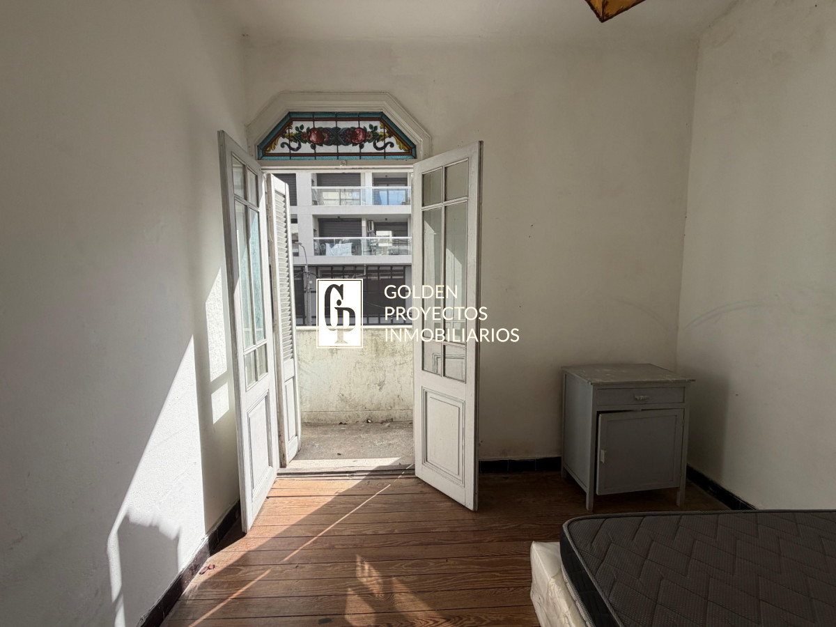 Casa ID.635/Casa-En-Venta-De-4-Dormitorios-En-Tres-Cruces - Casa En Venta De 4 Dormitorios En Tres Cruces