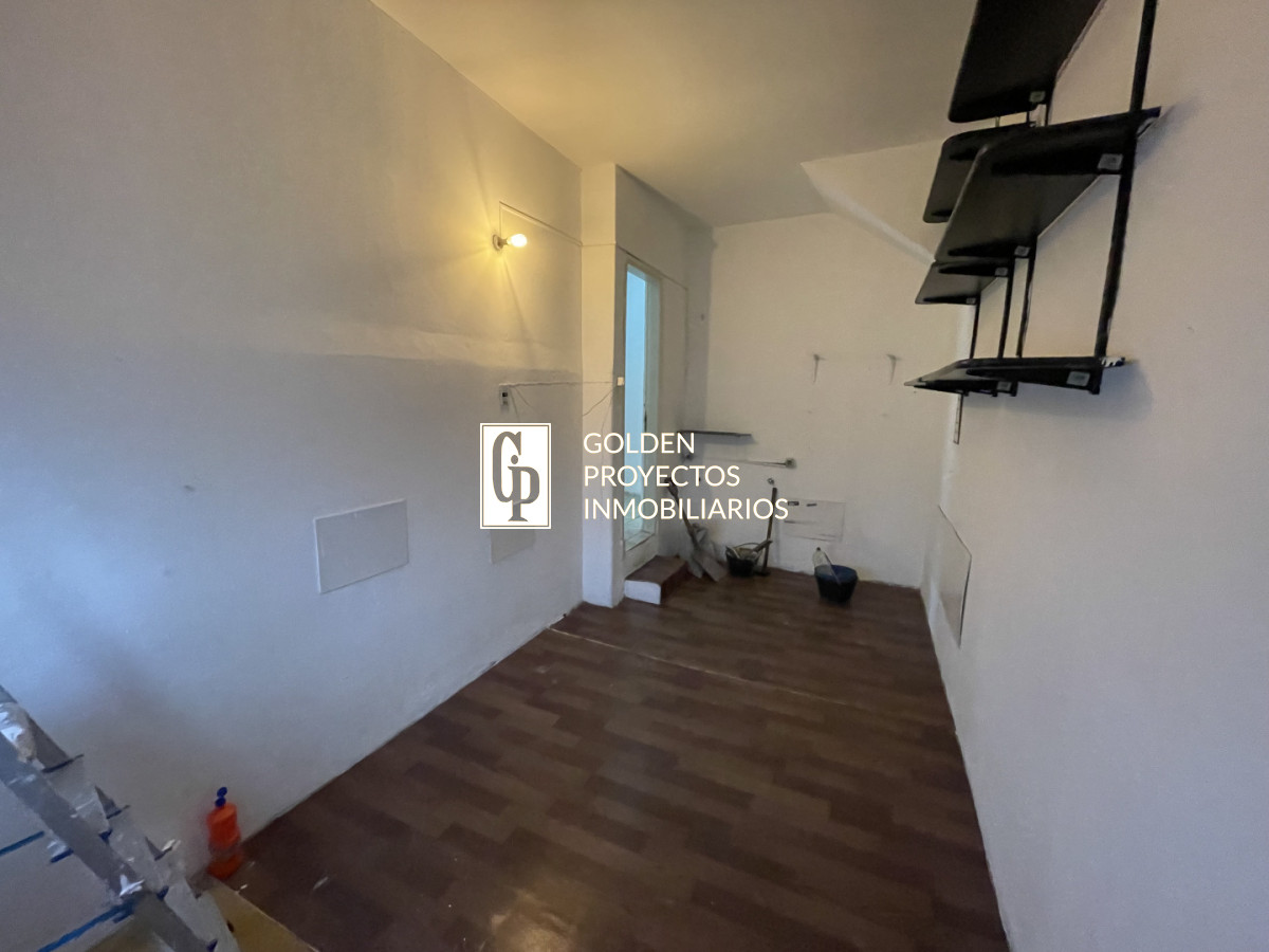Casa ID.902/casa-en-alquiler-dos-dormitorios-con-garage-en-malvin - casa en alquiler dos dormitorios con garage en malvin