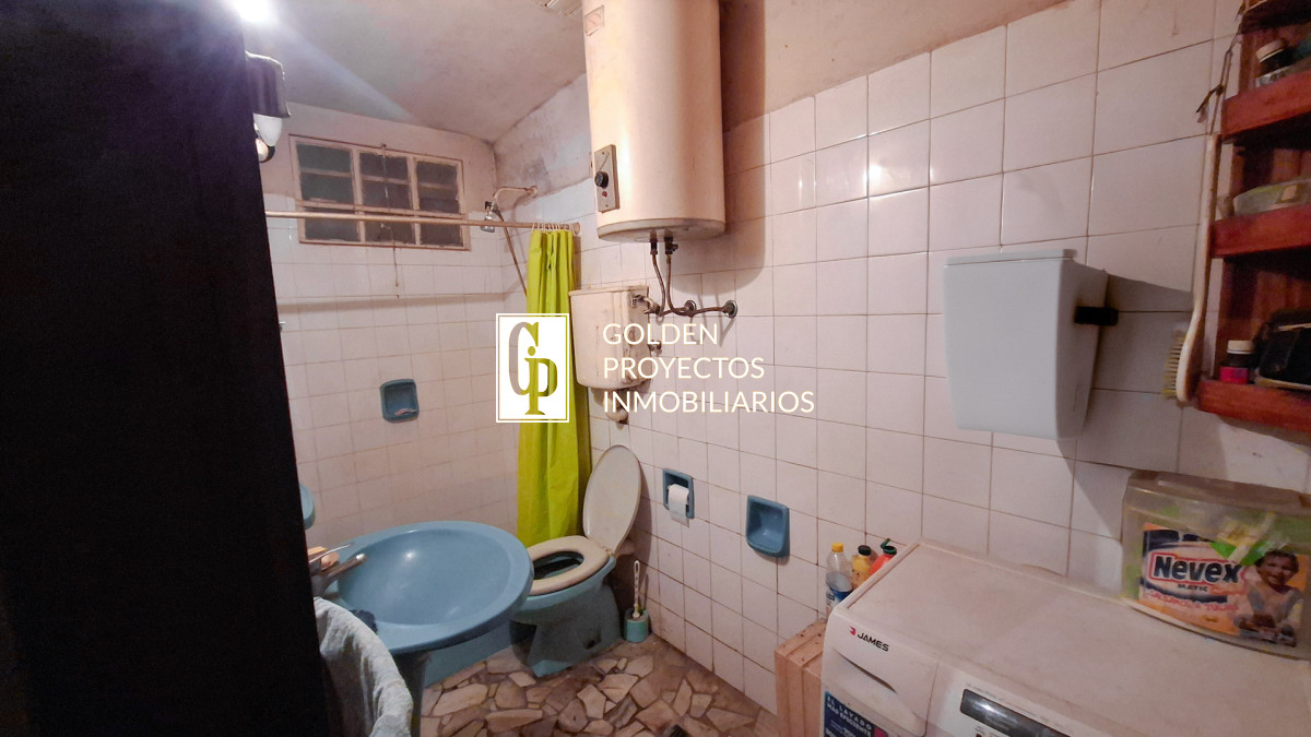 Casa ID.677 - Casa En Venta 2 Dormitorios con Monoambiente Y Taller en Santa Catalina