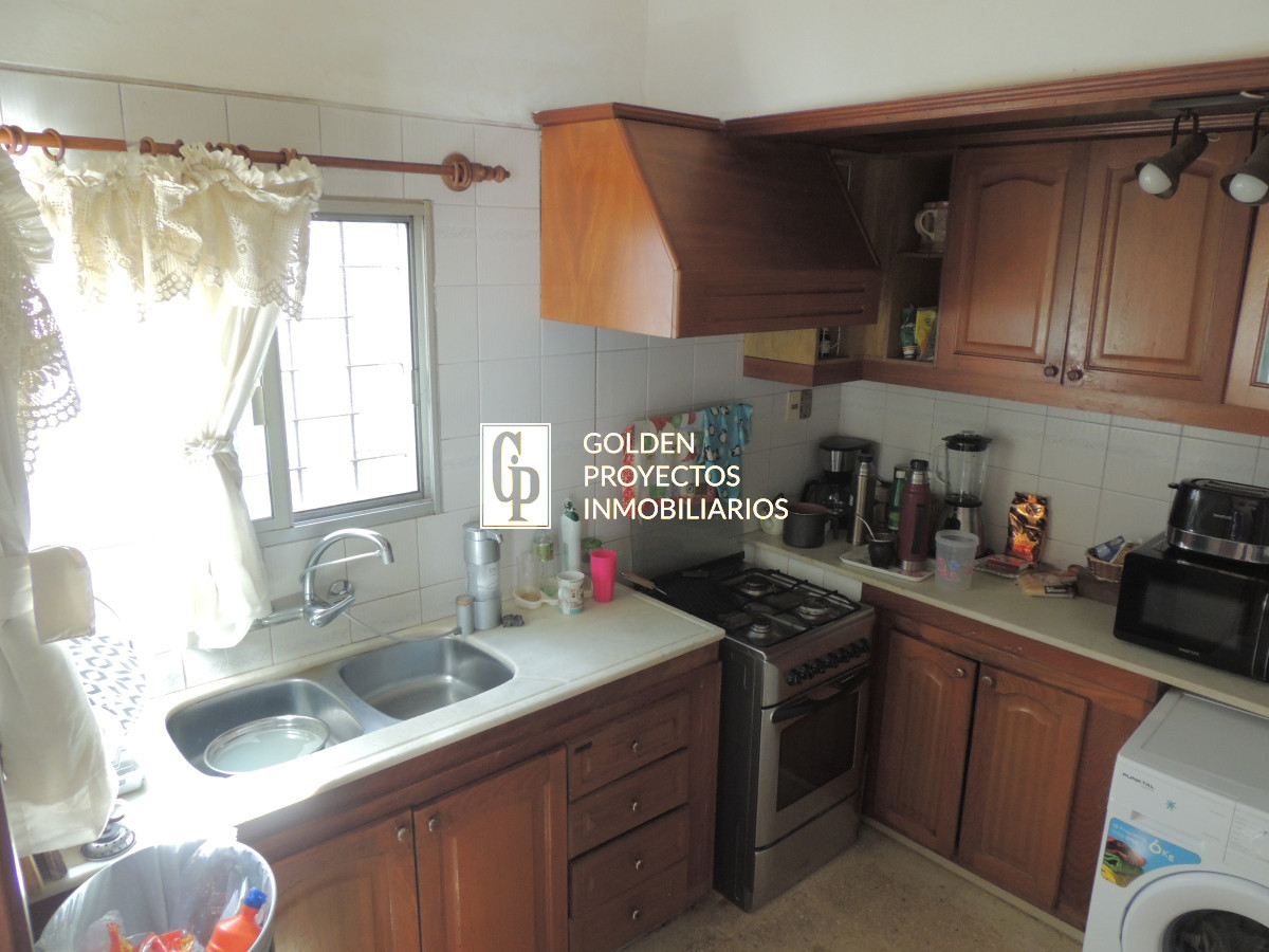 Casa ID.461/Casa-en-venta,4-dormitorios,Sayago. - Casa en venta,4 dormitorios,Sayago.
