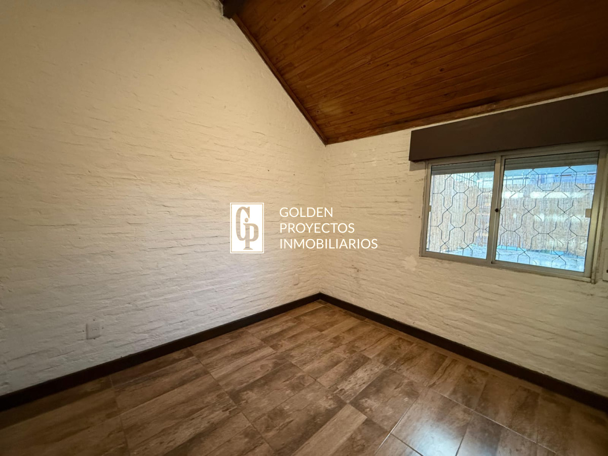 Casa ID.576/Casa-En-Venta-De-2-Dormitorios-En-La-Blanqueada - Casa En Venta De 2 Dormitorios En La Blanqueada