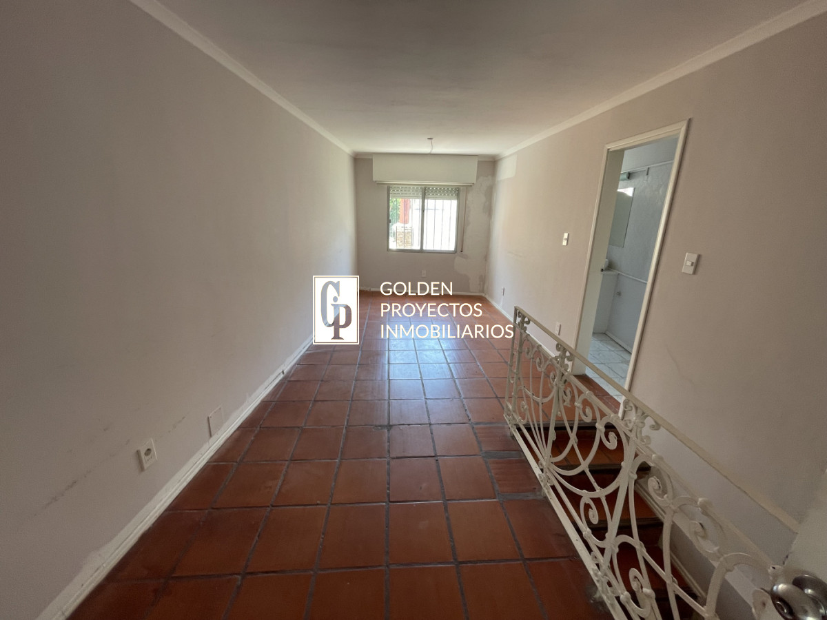 Casa ID.702/Casa- -apartamento-en-venta,4-dormitorios-y-garage,Buceo. - Casa + apartamento en venta,4 dormitorios y garage,Buceo.