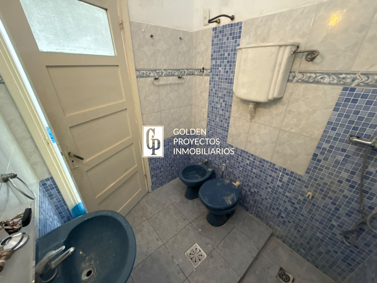 Casa ID.895 - Casa en Alquiler 2 dormitorios y Patio La Blanqueada 