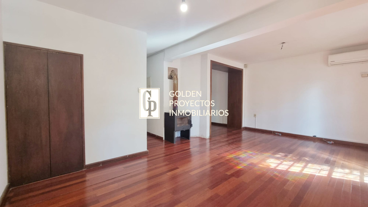 Casa ID.512 - Casa En Alquiler de 3 Dormitorios Carrasco