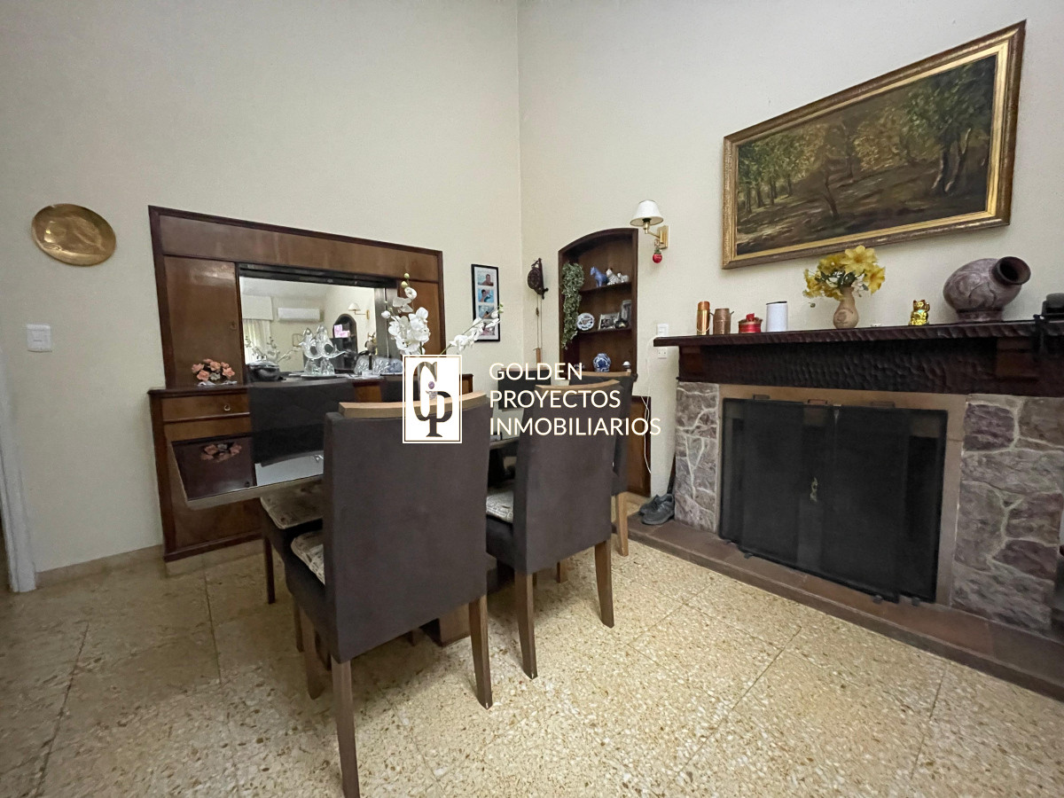 Casa ID.548/Casa-en--Venta--4-dormitorios-,-en-Atlántida- - Casa en  Venta  4 dormitorios , en Atlántida 