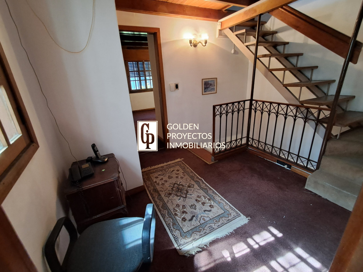 Casa ID.873/ - Casa en Venta Tres Dormitorios y Terraza con Parrillero en Brazo Oriental