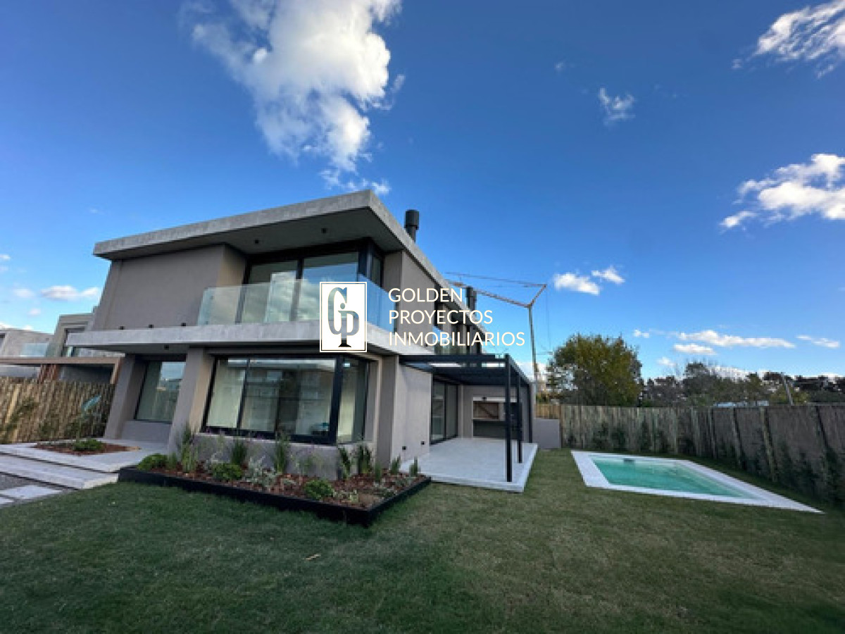 Casa ID.507 - Casa en Alquiler de 3 dormitorios Barrio Privado