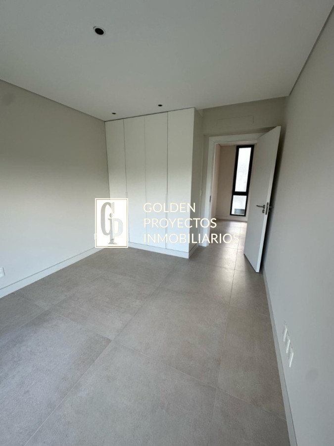 Casa ID.638/Casa-En-Venta-De-3-Dormitorios-En-Barrio-Parques-II - Casa En Venta De 3 Dormitorios En Barrio Parques II