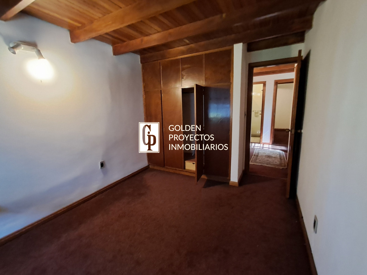 Casa ID.873/ - Casa en Venta Tres Dormitorios y Terraza con Parrillero en Brazo Oriental