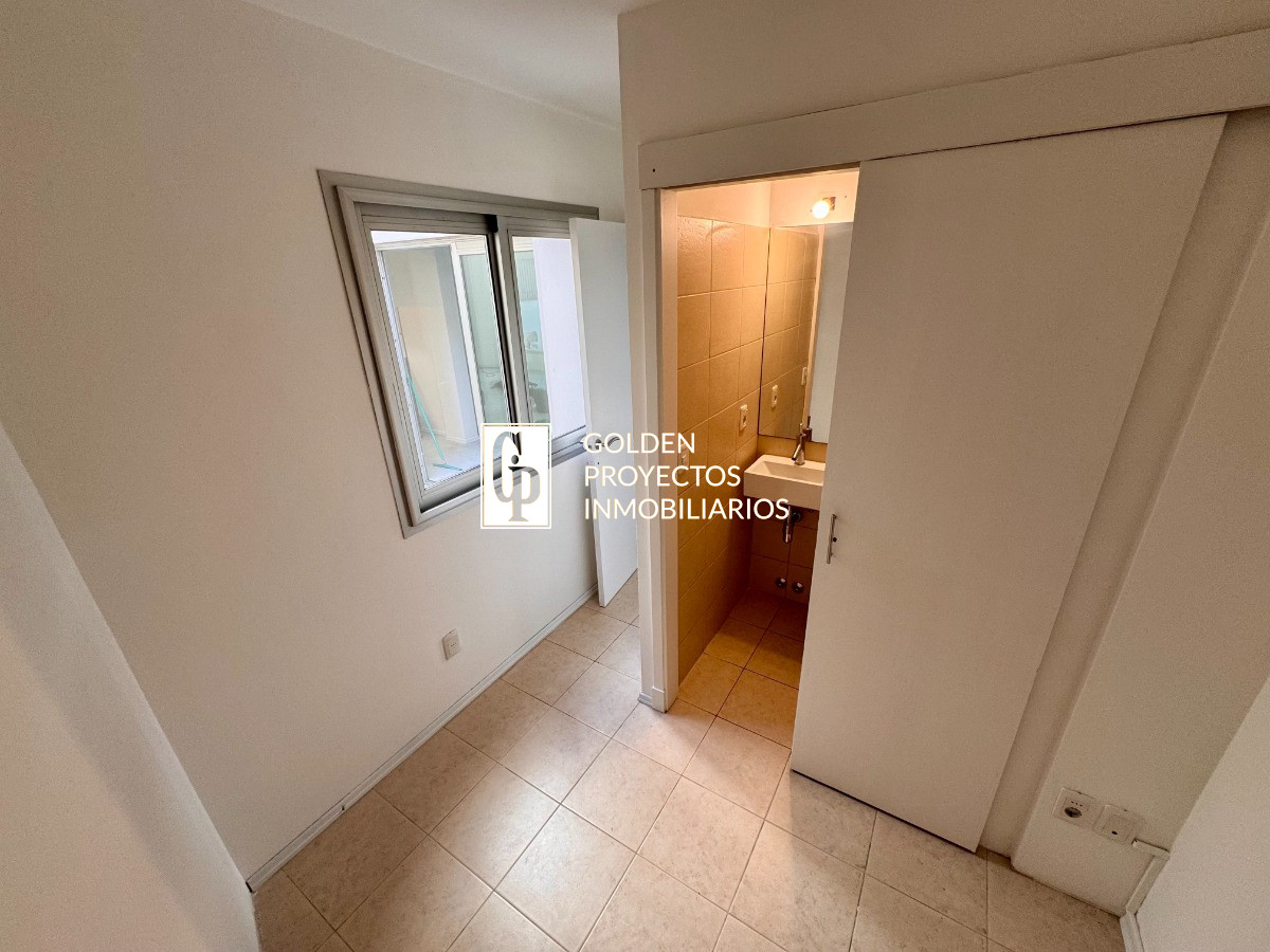 Casa ID.511 - Casa En Alquiler de 4 Dormitorios En Pocitos
