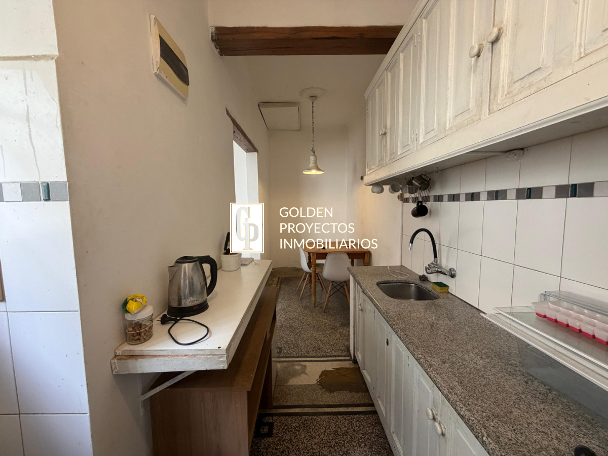 Casa ID.635/Casa-En-Venta-De-4-Dormitorios-En-Tres-Cruces - Casa En Venta De 4 Dormitorios En Tres Cruces