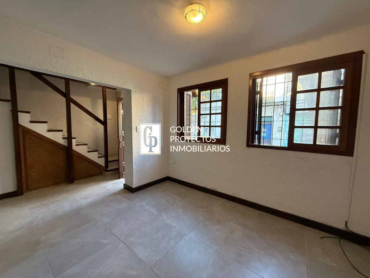 Casa ID.576/Casa-En-Venta-De-2-Dormitorios-En-La-Blanqueada - Casa En Venta De 2 Dormitorios En La Blanqueada
