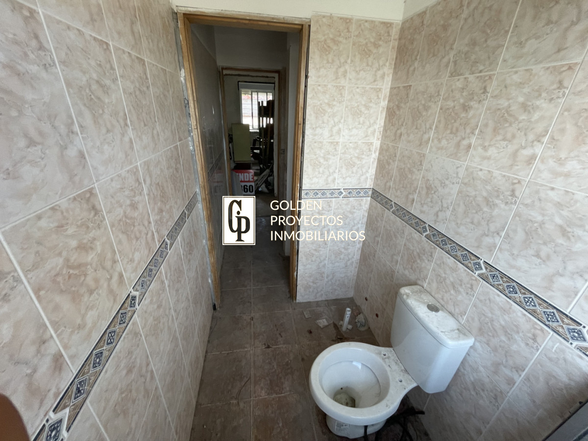 Casa ID.700 - Casa en venta,3 dormitorios,Belvedere.