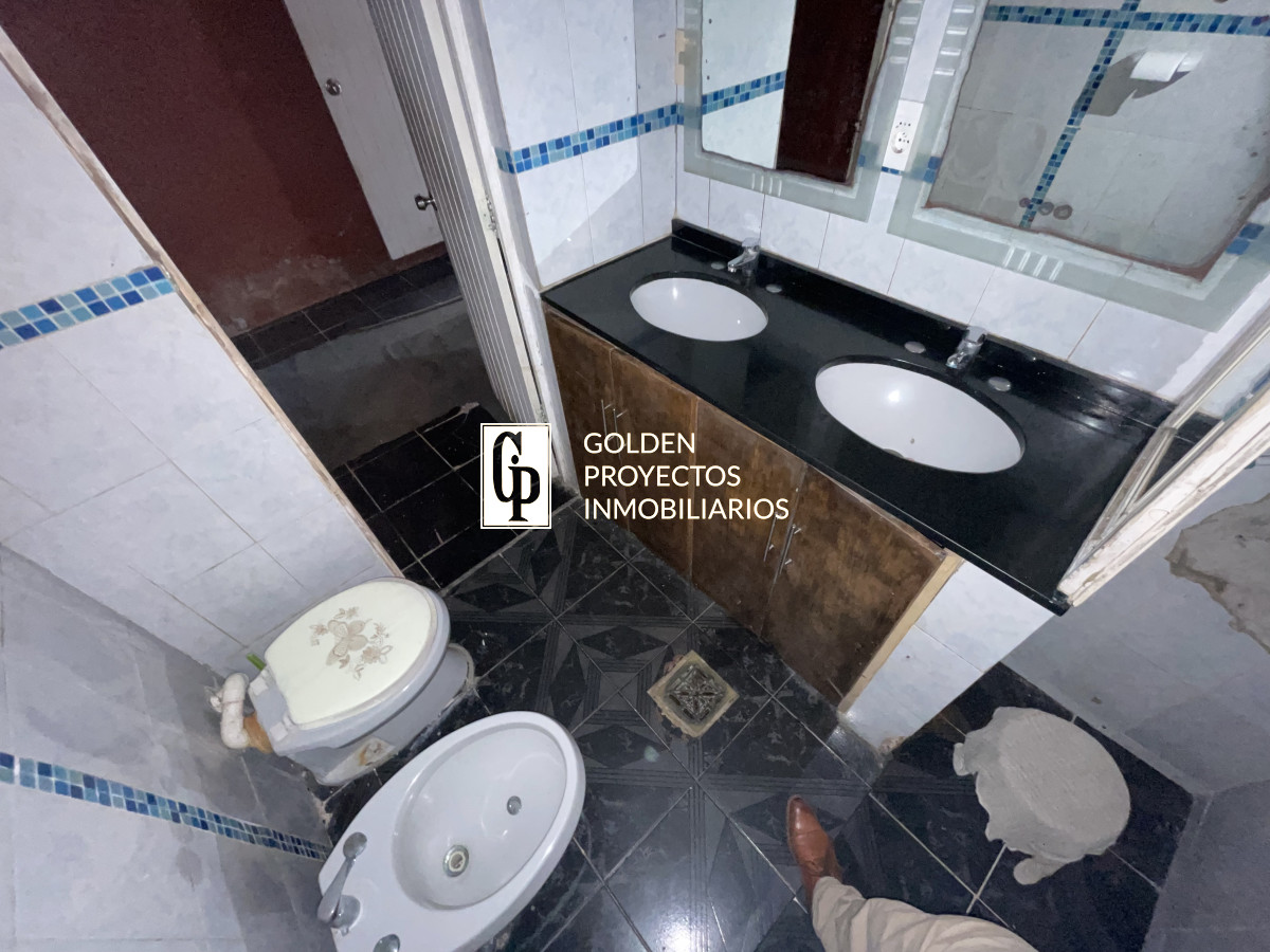 Casa ID.639 - Casa en venta,4 dormitorios,Aires Puros.