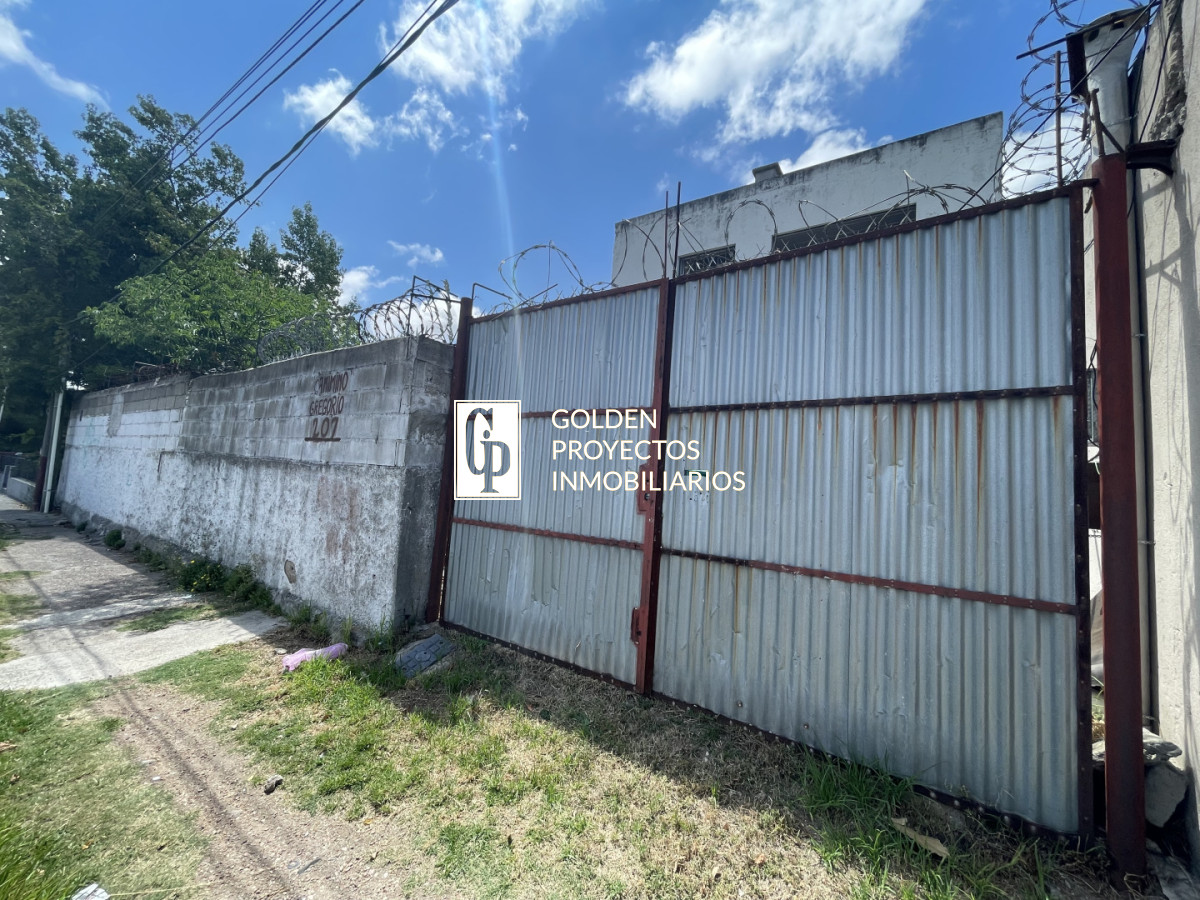 Casa ID.700 - Casa en venta,3 dormitorios,Belvedere.