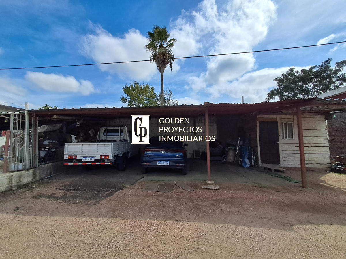 Casa ID.760/Venta-Padrón-Único-Tres-Casas-con-Terreno-y-Cochera-en-Las-Piedras - Venta Padrón Único Tres Casas con Terreno y Cochera en Las Piedras