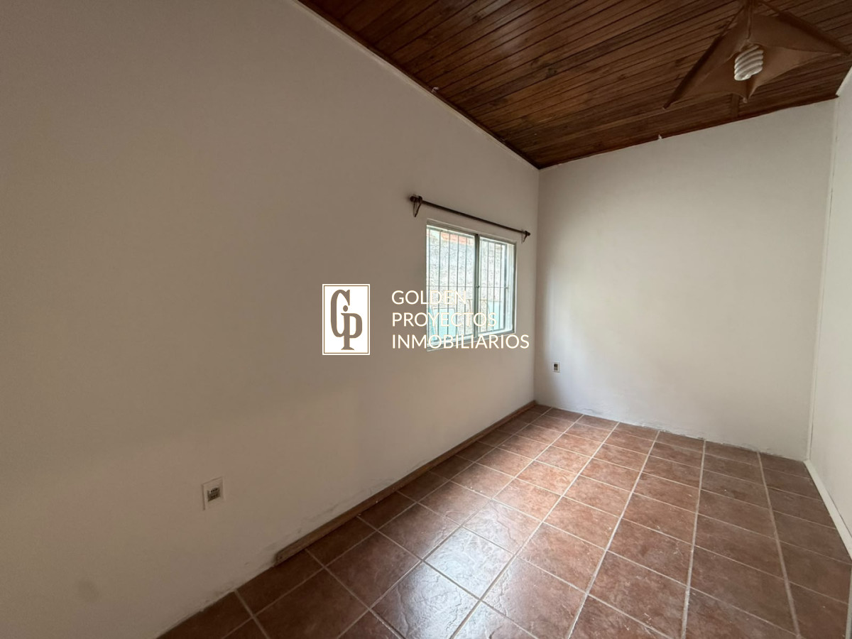 Casa ID.862/Casa-en-Alquiler-2-dormitorios-en-Colón- - Casa en Alquiler 2 dormitorios en Colón 