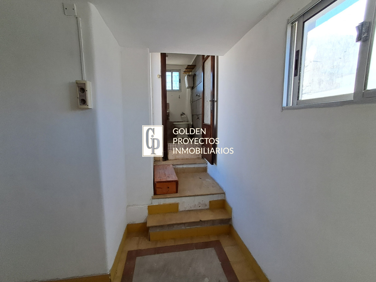 Casa ID.826/ - Casa en Venta Cuatro Dormitorios Balcón y Terraza en Unión