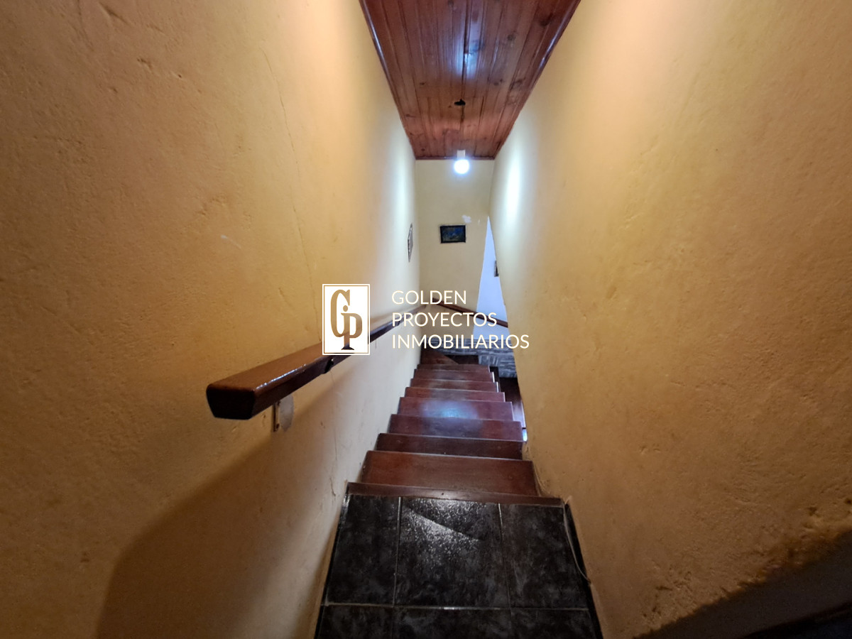 Casa ID.760/Venta-Padrón-Único-Tres-Casas-con-Terreno-y-Cochera-en-Las-Piedras - Venta Padrón Único Tres Casas con Terreno y Cochera en Las Piedras
