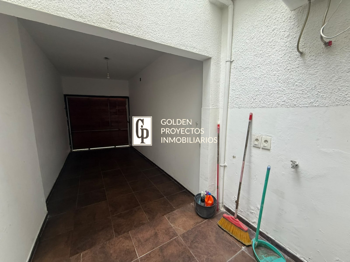 Casa ID.913 - Casa en Alquiler 3 dormitorios 3 baños y Garage Buceo 