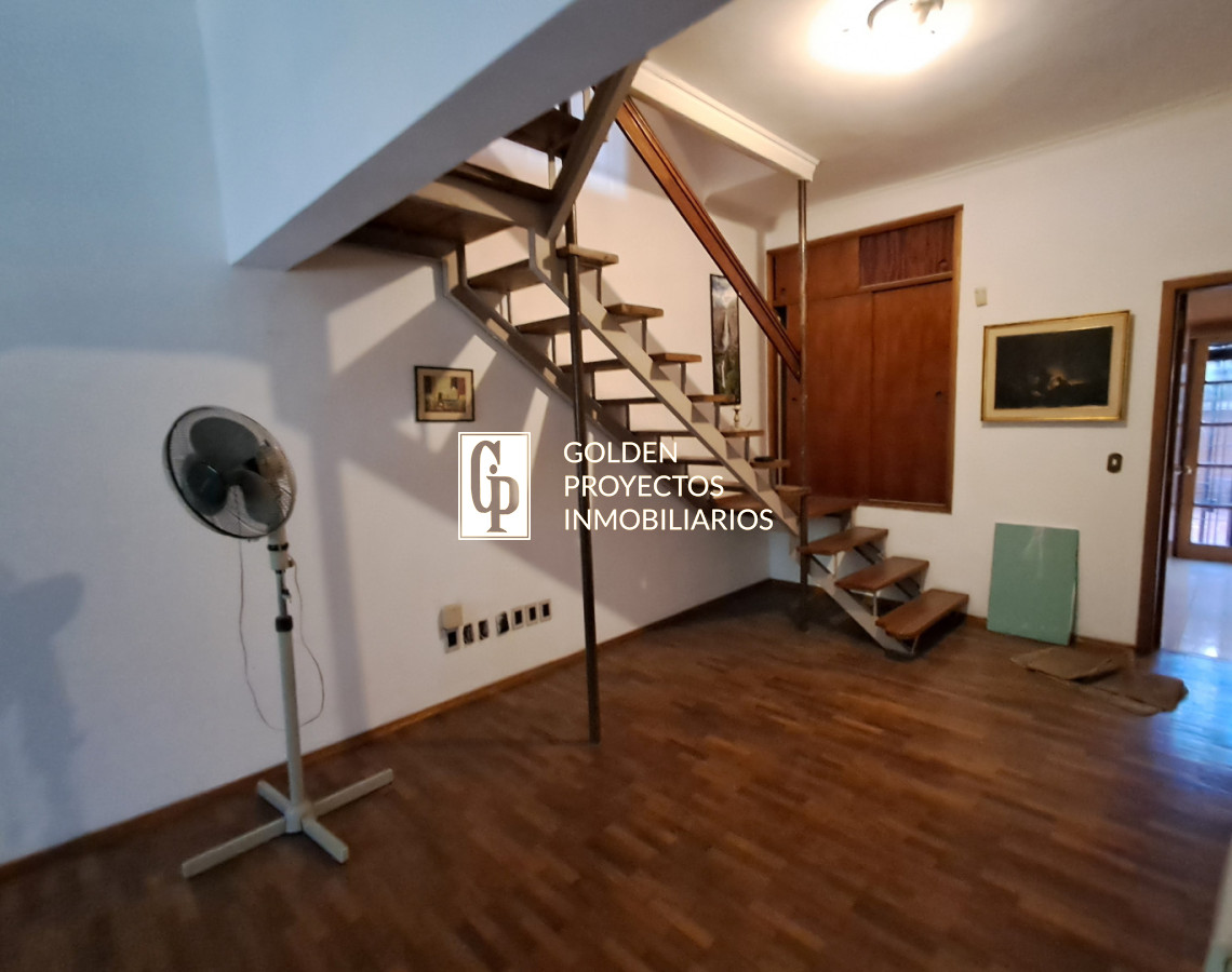 Casa ID.734/Casa-en-Venta-3-dormitorios-y-terraza-Brazo-Oriental - Casa en Venta 3 dormitorios y terraza Brazo Oriental